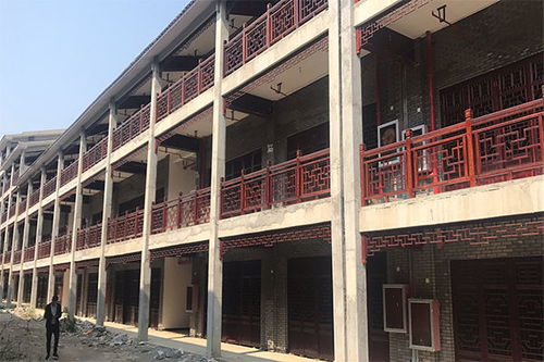 仿古門窗的匠心制造與專業(yè)咨詢——解析門窗加工的藝術與實用性